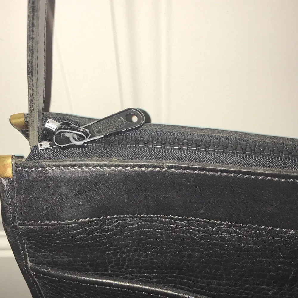 Vintage Dooney and Bourke Bag - Picture 11 of 14